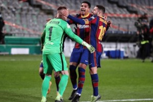  朗斯门将神扑零封强敌 获评本轮最佳球员  