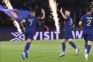  姆巴佩梅开二度助球队取胜，法甲射手榜强势登顶  