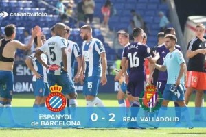  AC米兰主场溃败，球迷高呼教练下课  