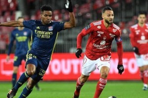  法甲黑马昂热连胜跻身欧战席位  