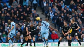  罗德里精准调度曼城控场完胜伯恩利显冠军底蕴