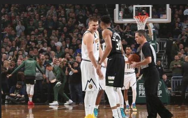  约基奇蝉联常规赛MVP创中锋历史纪录  