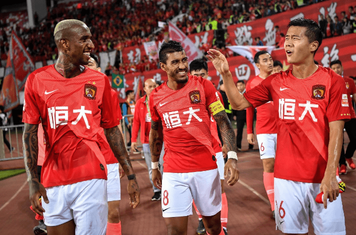  法甲金靴争夺激烈，三人同入二十球大关  