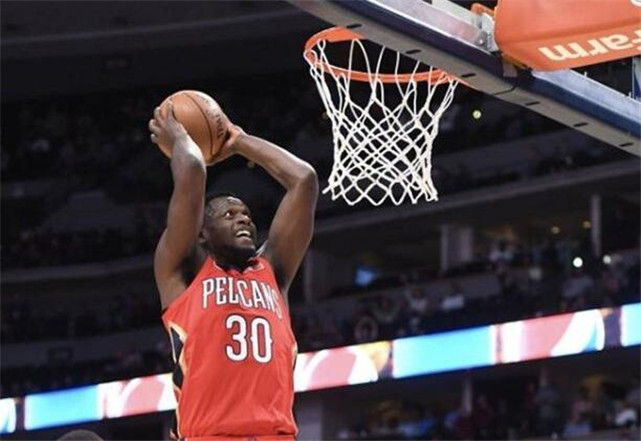  利拉德60分空砍开拓者负步行者  