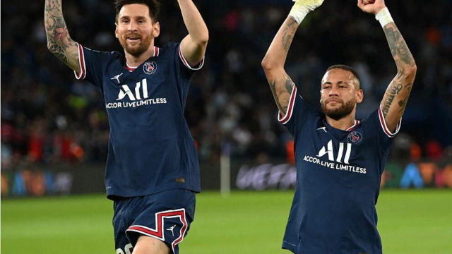  法甲月最佳球员揭晓，梅西逆足世界波当选  